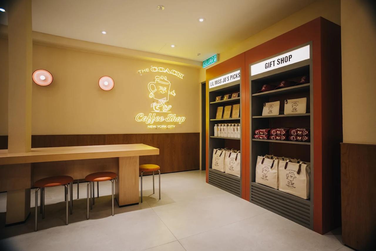 Coach Coffee Shop